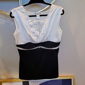 Trixxi Sleeveless Blouse Size Medium